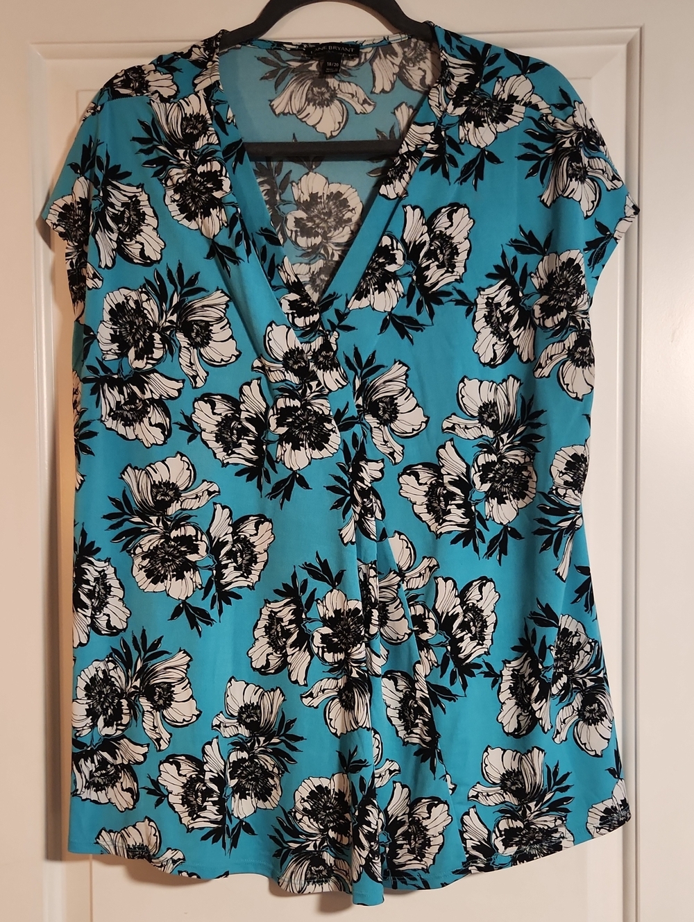 Lane Bryant Turquoise Floral V-Neck Blouse